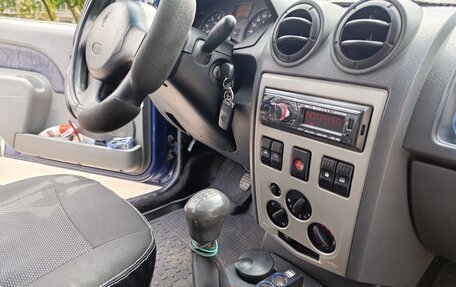 Renault Logan I, 2005 год, 390 000 рублей, 12 фотография