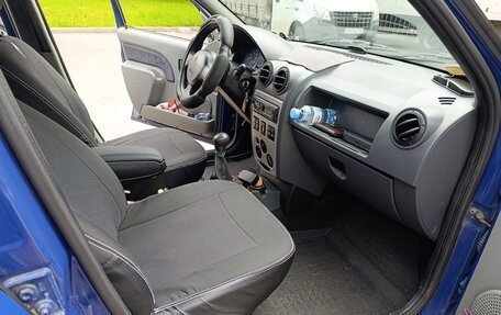 Renault Logan I, 2005 год, 390 000 рублей, 25 фотография
