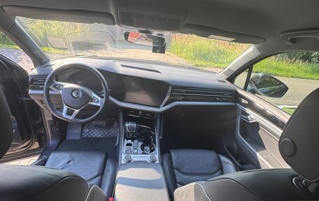 Volkswagen Touareg III, 2019 год, 6 200 000 рублей, 9 фотография