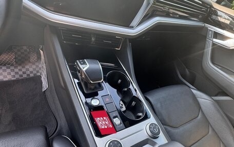 Volkswagen Touareg III, 2019 год, 6 200 000 рублей, 11 фотография