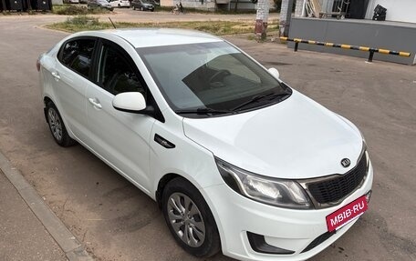 KIA Rio III рестайлинг, 2014 год, 890 000 рублей, 3 фотография