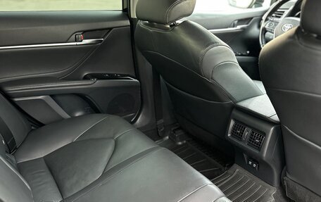 Toyota Camry, 2018 год, 2 590 000 рублей, 26 фотография