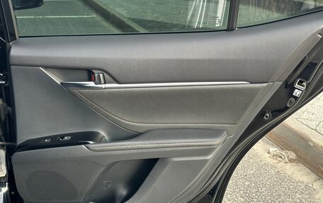 Toyota Camry, 2018 год, 2 590 000 рублей, 25 фотография