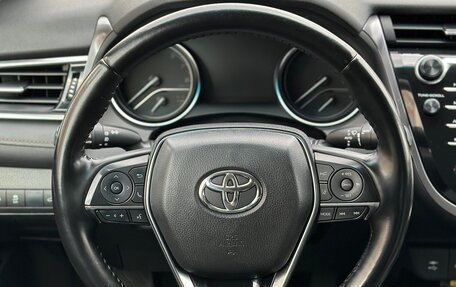 Toyota Camry, 2018 год, 2 590 000 рублей, 37 фотография