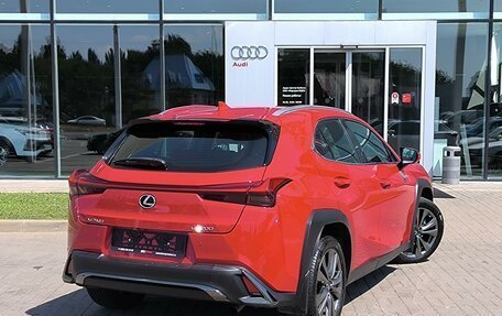 Lexus UX I, 2019 год, 3 080 000 рублей, 5 фотография