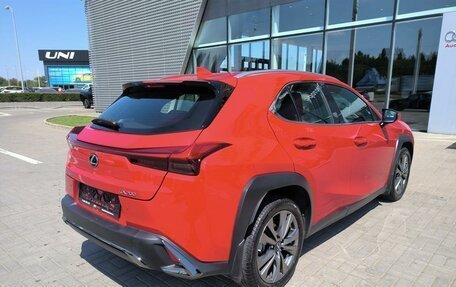 Lexus UX I, 2019 год, 3 080 000 рублей, 14 фотография