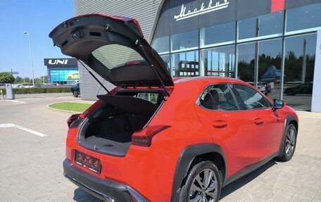 Lexus UX I, 2019 год, 3 080 000 рублей, 15 фотография