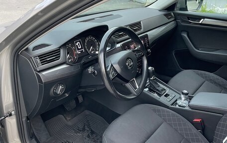 Skoda Superb III рестайлинг, 2017 год, 2 000 000 рублей, 9 фотография
