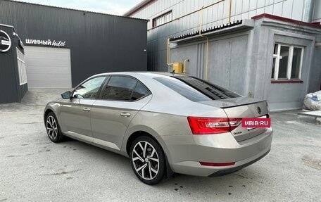 Skoda Superb III рестайлинг, 2017 год, 2 000 000 рублей, 4 фотография