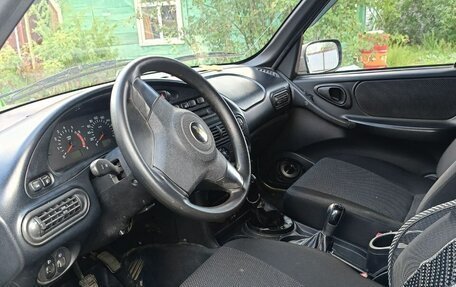 Chevrolet Niva I рестайлинг, 2011 год, 430 000 рублей, 2 фотография