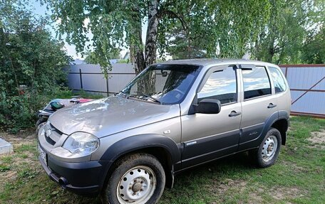 Chevrolet Niva I рестайлинг, 2011 год, 430 000 рублей, 8 фотография