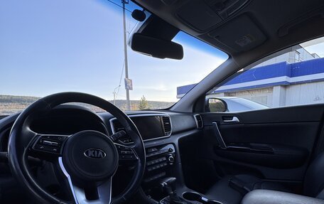 KIA Sportage IV рестайлинг, 2021 год, 2 750 000 рублей, 5 фотография