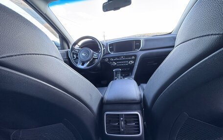 KIA Sportage IV рестайлинг, 2021 год, 2 750 000 рублей, 12 фотография