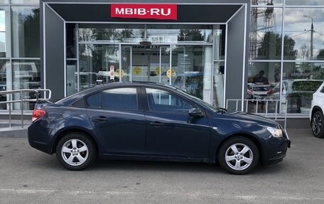 Chevrolet Cruze II, 2010 год, 595 000 рублей, 4 фотография