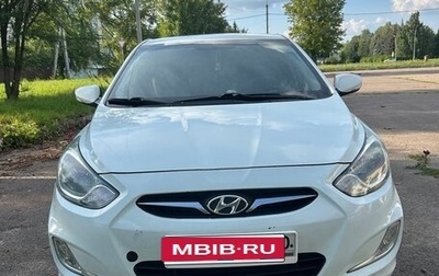 Hyundai Solaris II рестайлинг, 2012 год, 580 000 рублей, 1 фотография