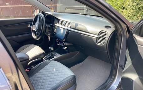 KIA Rio IV, 2019 год, 1 250 000 рублей, 10 фотография