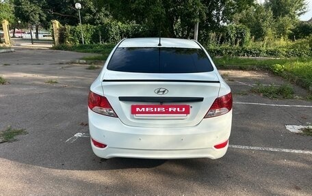 Hyundai Solaris II рестайлинг, 2012 год, 580 000 рублей, 6 фотография