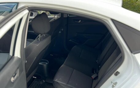 Hyundai Solaris II рестайлинг, 2019 год, 1 400 000 рублей, 9 фотография