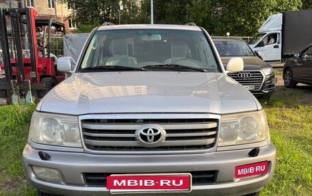 Toyota Land Cruiser 100 рестайлинг 2, 2006 год, 2 700 000 рублей, 6 фотография