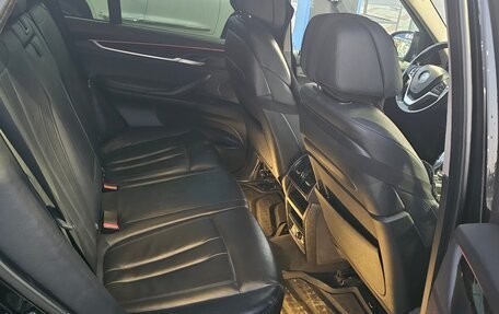 BMW X5, 2016 год, 4 000 000 рублей, 11 фотография