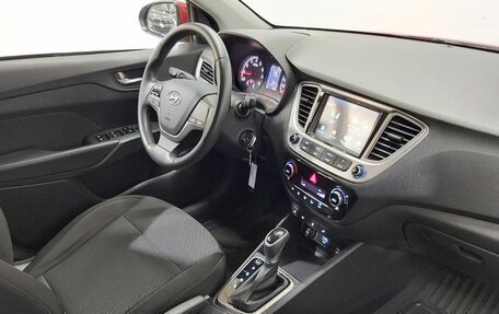 Hyundai Solaris II рестайлинг, 2019 год, 1 450 000 рублей, 13 фотография
