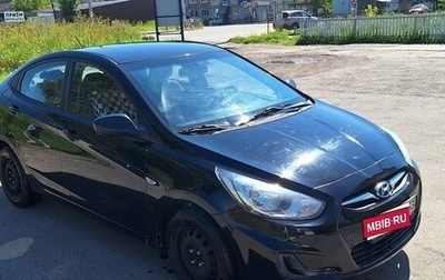 Hyundai Solaris II рестайлинг, 2012 год, 780 000 рублей, 1 фотография