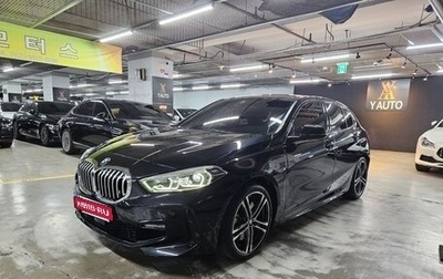 BMW 1 серия, 2022 год, 2 499 000 рублей, 1 фотография
