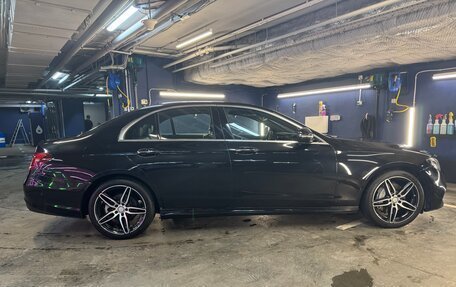 Mercedes-Benz E-Класс, 2016 год, 3 500 000 рублей, 4 фотография