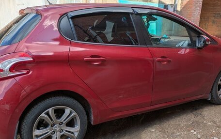 Peugeot 208 II, 2013 год, 720 000 рублей, 3 фотография