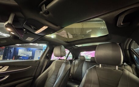 Mercedes-Benz E-Класс, 2016 год, 3 500 000 рублей, 10 фотография