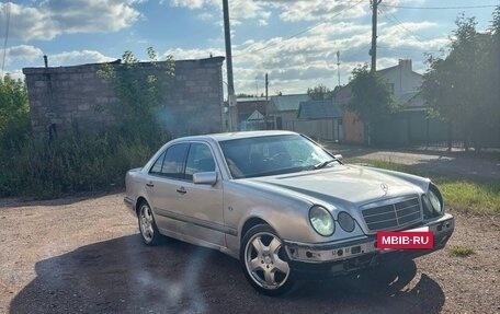 Mercedes-Benz E-Класс, 1997 год, 199 000 рублей, 2 фотография
