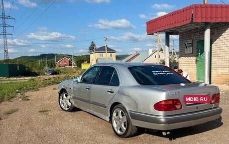 Mercedes-Benz E-Класс, 1997 год, 199 000 рублей, 4 фотография