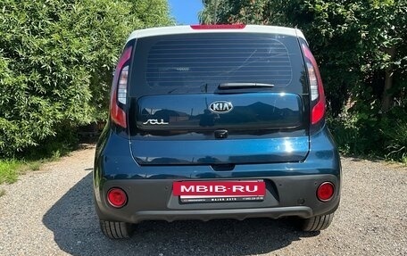 KIA Soul II рестайлинг, 2018 год, 1 750 000 рублей, 6 фотография
