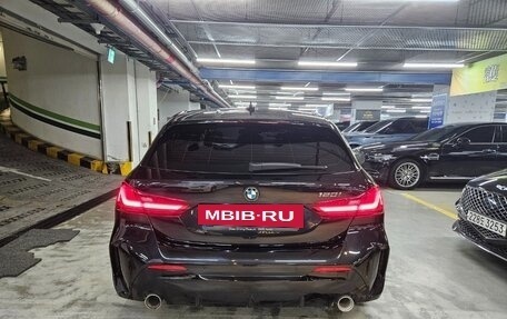 BMW 1 серия, 2022 год, 2 499 000 рублей, 4 фотография