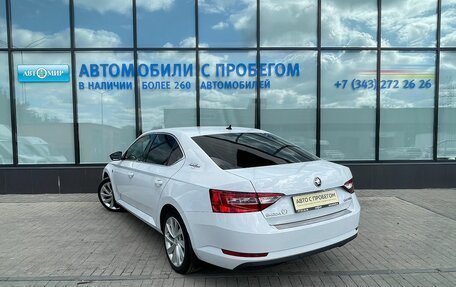 Skoda Superb III рестайлинг, 2015 год, 1 535 000 рублей, 3 фотография