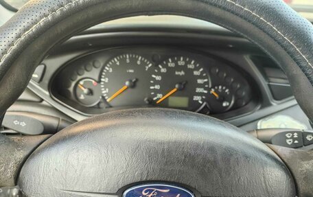 Ford Focus IV, 2003 год, 280 000 рублей, 5 фотография