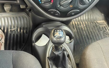 Ford Focus IV, 2003 год, 280 000 рублей, 7 фотография