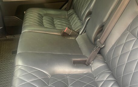 Toyota Land Cruiser 200, 2017 год, 6 900 000 рублей, 3 фотография
