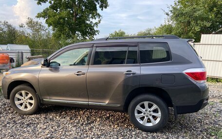 Toyota Highlander III, 2010 год, 1 750 000 рублей, 3 фотография