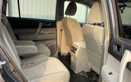 Toyota Highlander III, 2010 год, 1 750 000 рублей, 13 фотография