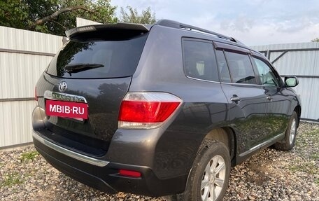 Toyota Highlander III, 2010 год, 1 750 000 рублей, 5 фотография