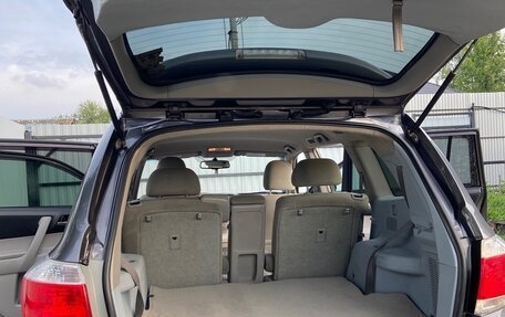 Toyota Highlander III, 2010 год, 1 750 000 рублей, 20 фотография