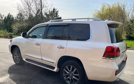 Toyota Land Cruiser 200, 2014 год, 3 990 000 рублей, 3 фотография