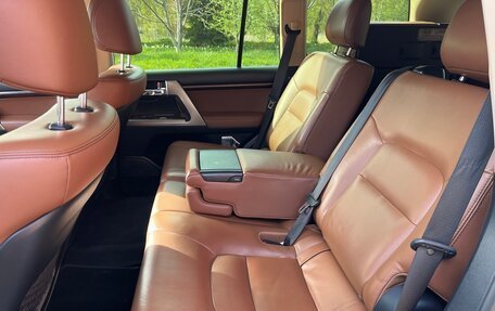 Toyota Land Cruiser 200, 2014 год, 3 990 000 рублей, 8 фотография