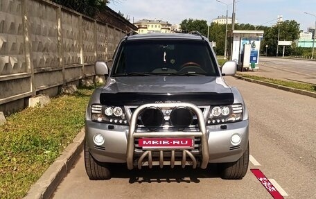 Mitsubishi Pajero III рестайлинг, 2006 год, 1 550 000 рублей, 11 фотография