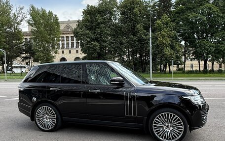 Land Rover Range Rover IV рестайлинг, 2013 год, 3 950 000 рублей, 2 фотография