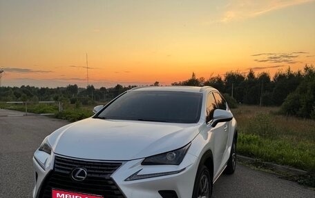 Lexus NX I, 2018 год, 4 000 000 рублей, 1 фотография