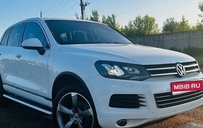 Volkswagen Touareg III, 2013 год, 2 380 000 рублей, 1 фотография