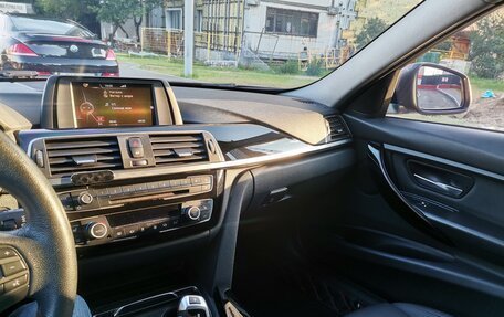 BMW 3 серия, 2017 год, 1 750 000 рублей, 5 фотография