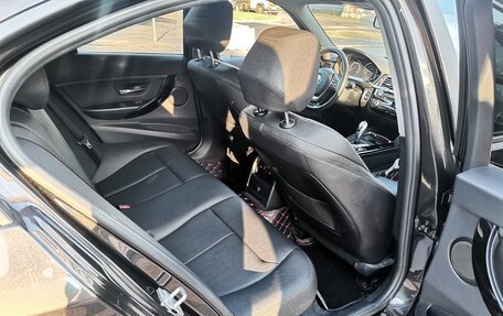BMW 3 серия, 2017 год, 1 750 000 рублей, 8 фотография